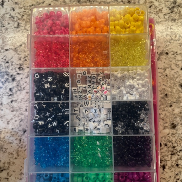 Friendship bracelet beads - Picture 3 of 3